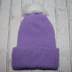 💜 Lavender Knit Beanie with White Fur Pom – Handmade · NWOT · Women’s Medium